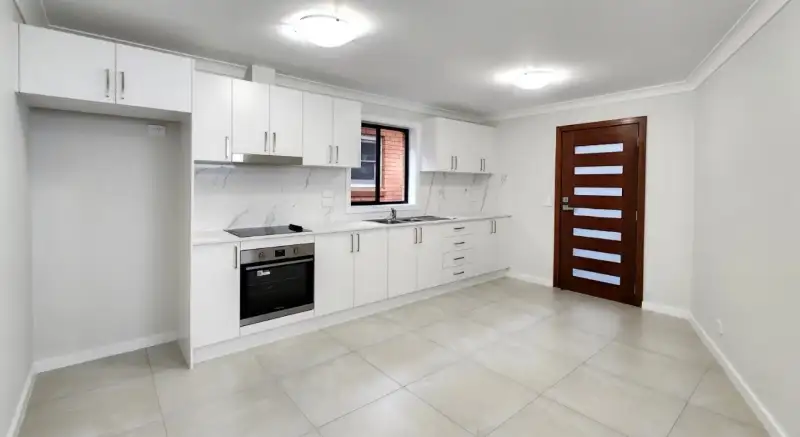 单层紧凑型轻钢附属建筑